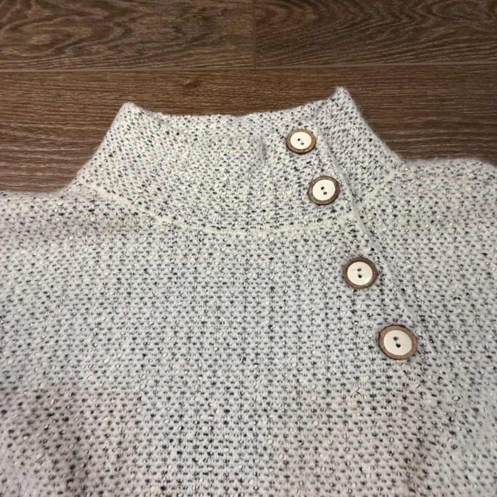 Habitat Women's Tweed Pattern Mockneck Button Closure Sweater S Winter Casual